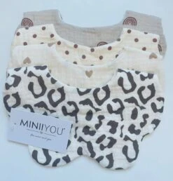 4 Stuks - Hydrofiele Slabbetjes Bloemvorm - 6 Laags - Hartjes Regenboog -Zuigelingenvoeding 1148x1200 1