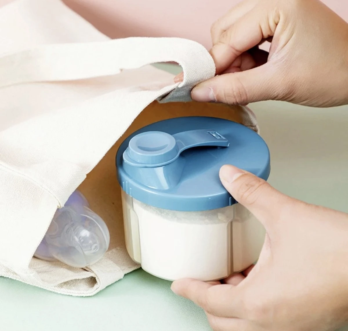 Without Lemon - Baby Melkpoeder Doseer Box - Voeding Bewaardoos - Schenkdop - 4 Compartimenten - Blauw 3 Without Lemon - Baby Melkpoeder Doseer Box - Voeding Bewaardoos - Schenkdop - 4 Compartimenten - Blauw