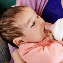 Philips Avent SCF033/27 Natural Babyfles - 1m+ - Langzame Toevoer -Zuigelingenvoeding 1200x1198 2