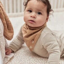 Jollein Slab Bandana Stargaze - Biscuit - 2 Stuks 26 Jollein Slab Bandana Stargaze - Biscuit - 2 Stuks -Zuigelingenvoeding 1200x1200 1113