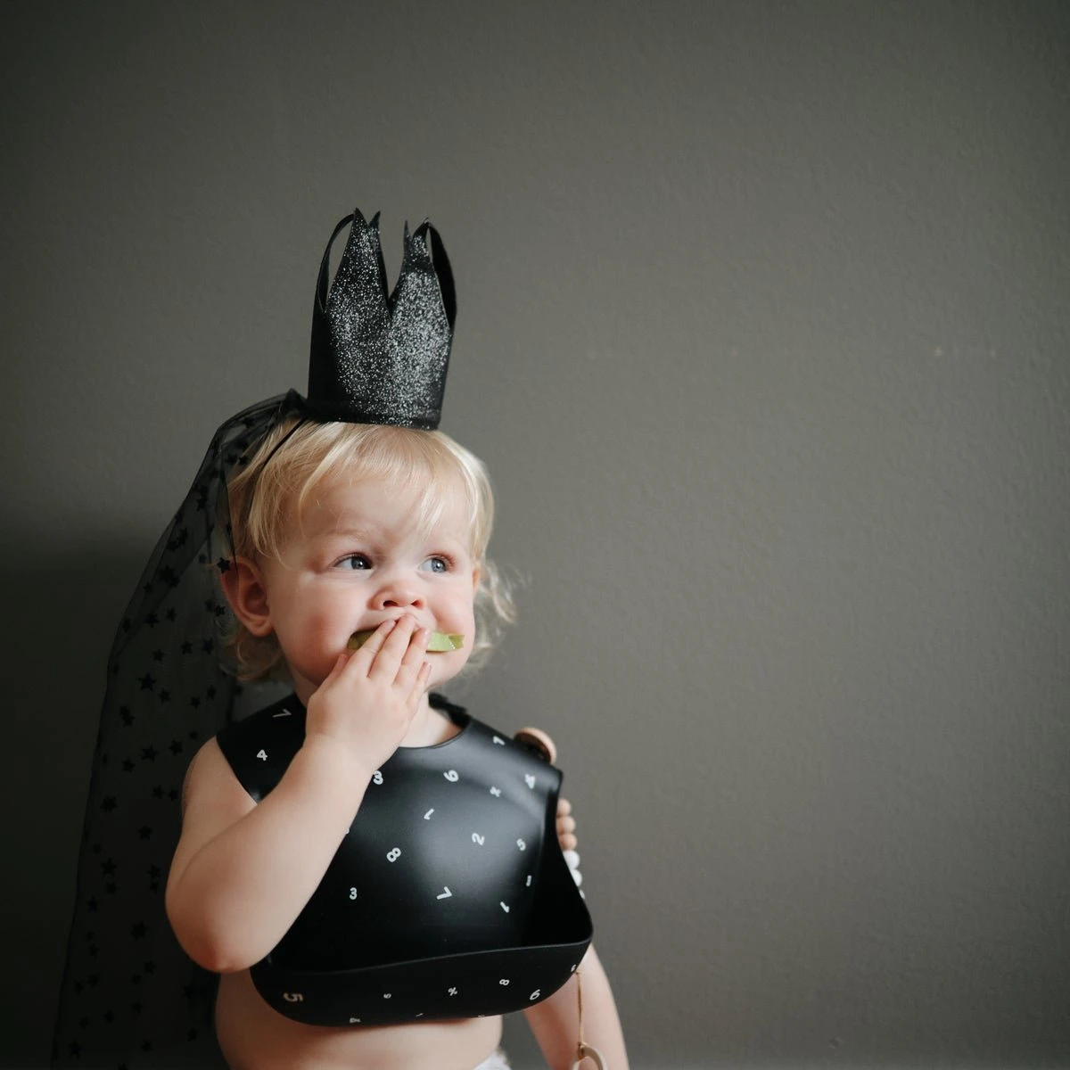 Mushie | Siliconen Slab Met Opvangbakje | Rainbow | Regenboog | Baby | Eten & Drinken 17 Mushie | Siliconen Slab Met Opvangbakje | Rainbow | Regenboog | Baby | Eten & Drinken - Afbeelding 15