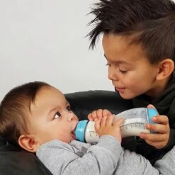 Difrax Glazen Babyfles 250 Ml Natural - Anti-Colic - Blauw - 1 Stuk -Zuigelingenvoeding 1200x1200 117