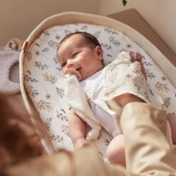 Jollein Hydrofiel Monddoekje Wild Flowers - 3 Stuks 22 Jollein Hydrofiel Monddoekje Wild Flowers - 3 Stuks -Zuigelingenvoeding 1200x1200 1177