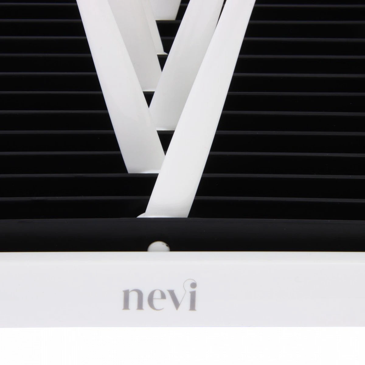 Nevi Afdruiprek Met Lekbak - Afdruipmat Voor 10 Flessen - Opvouwbaar Droogrek Babyfles - Inclusief Afwasborstel 7 Nevi Afdruiprek Met Lekbak - Afdruipmat Voor 10 Flessen - Opvouwbaar Droogrek Babyfles - Inclusief Afwasborstel - Afbeelding 5