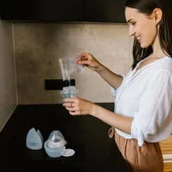 Babyono - Moedermelk Bewaarzakjes - Moedermelkbewaarzakjes - Gemakkelijke Etiketteren - 180 Ml - 30 Stuks - 1084 17 Babyono - Moedermelk Bewaarzakjes - Moedermelkbewaarzakjes - Gemakkelijke Etiketteren - 180 Ml - 30 Stuks - 1084 -Zuigelingenvoeding 1200x1200 808