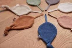 Jollein Speendoekje Badstof Leaf - Jeans Blue 13 Jollein Speendoekje Badstof Leaf - Jeans Blue -Zuigelingenvoeding 1200x800 138