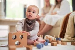 Jollein Slab Bandana Meadow - Chestnut - 2 Stuks -Zuigelingenvoeding 1200x800 152