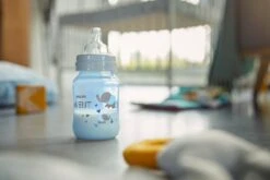 Philips Avent Anti-colic SCF821/15 - Babyfles (260 Ml) - 1 Stuk - Blauw -Zuigelingenvoeding 1200x800 21