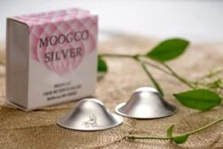 MOOGCO Silver Nipple Guards - Tepelkapjes - Maat L - De Originele Zilveren Tepelbeschermer- 925 Zilver 16 MOOGCO Silver Nipple Guards - Tepelkapjes - Maat L - De Originele Zilveren Tepelbeschermer- 925 Zilver -Zuigelingenvoeding 1200x800 89