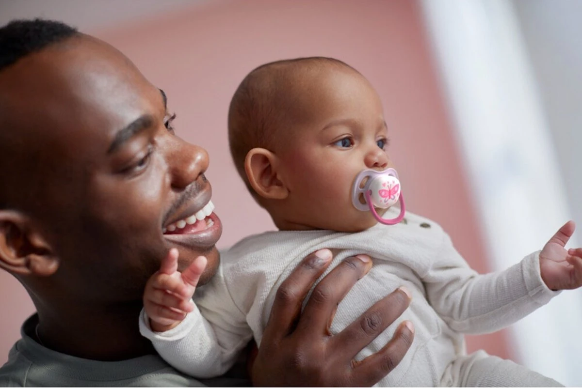 Philips Avent Ultra Air SCF080/02 - Fopspeen - 0-6 Maanden - 2 Stuks 5 Philips Avent Ultra Air SCF080/02 - Fopspeen - 0-6 Maanden - 2 Stuks - Afbeelding 3