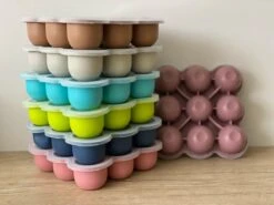 Maepa Bewaarbakjes Babyvoeding - Baby - Hapjes - Diepvriesbakje - 9 Porties Babyvoeding - Moedermelk Bewaarbakje - Invriezen Babyvoeding -Zuigelingenvoeding 1200x899 5