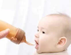 BIBI Siliconen Baby Voeding Lepels - 2 Verschillende Opzetstukken -Zuigelingenvoeding 1200x939