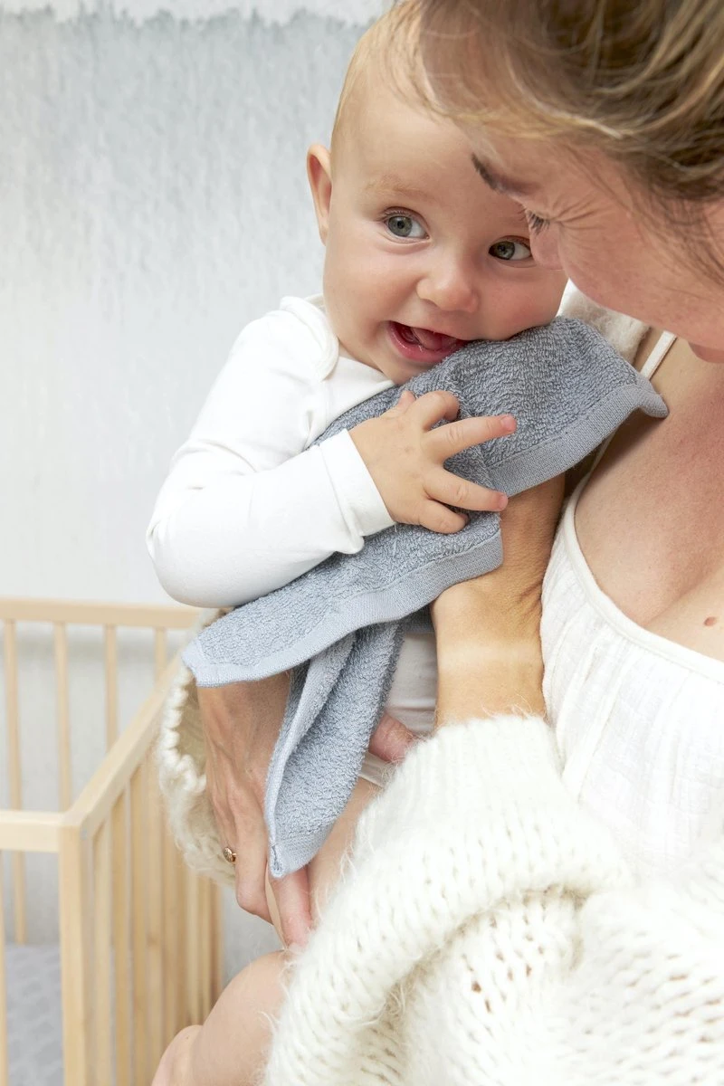 Meyco Basic Badstof Spuugdoekjes 6-pack - Wit/Forest Green/Grijs - 30x30cm 4 Meyco Basic Badstof Spuugdoekjes 6-pack - Wit/Forest Green/Grijs - 30x30cm - Afbeelding 2