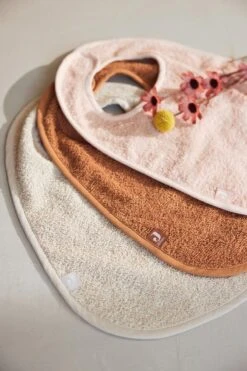 Jollein Slab Badstof - Nougat -Zuigelingenvoeding 800x1200 78