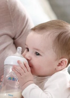 Philips Avent SCF043/27 Natural Speen - 3m+ - 2stuks -Zuigelingenvoeding 859x1200 2