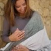 Borstvoedingssjaal - Voedingssjaal - Borstvoedingsdoek - Voedingsdoek - Kleur: Beige / Zand - Zachte Doek Voor Borstvoeding - Openbaar Borstvoeding Geven - Borstvoeding Bedekking -Voedingsdoek - Borstvoeding Sjaal -Borstvoeding Doek - Openbaar Voeden -Zuigelingenvoeding 900x1200 8