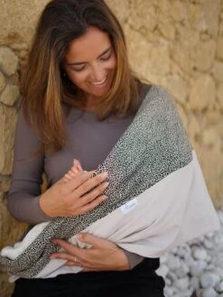 Borstvoedingssjaal - Voedingssjaal - Borstvoedingsdoek - Voedingsdoek - Kleur: Beige / Zand - Zachte Doek Voor Borstvoeding - Openbaar Borstvoeding Geven - Borstvoeding Bedekking -Voedingsdoek - Borstvoeding Sjaal -Borstvoeding Doek - Openbaar Voeden