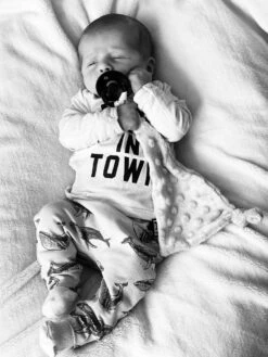 Louka Speendoekje Driehoek Minky Crème | Meisje | Jongen | Minky | Speenknuffel | Speen | -Zuigelingenvoeding 901x1200 3