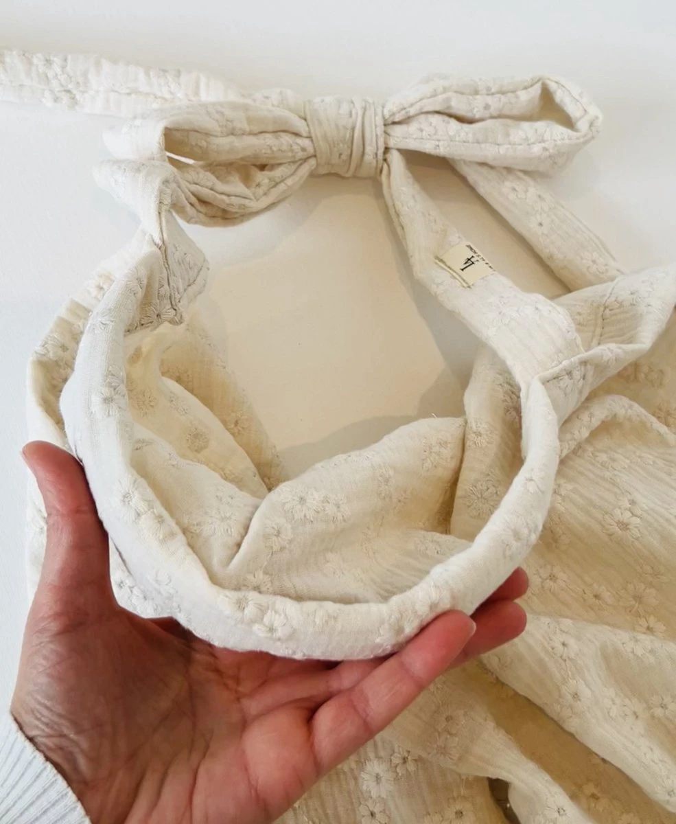 Borstvoedingsdoek LIN & AL’S HOME Hydrofiel Embroidery Ecru 3 Borstvoedingsdoek LIN & AL’S HOME Hydrofiel Embroidery Ecru - Afbeelding 2